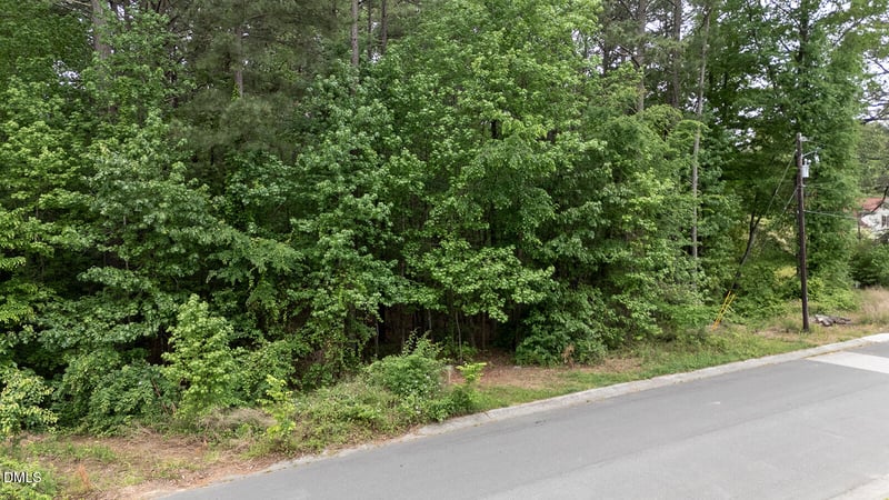 7304 Oak Leaf Dr, Chapel Hill, NC 27517