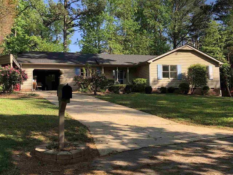 7304 Sandy Grove Ct, Raleigh, NC 27615