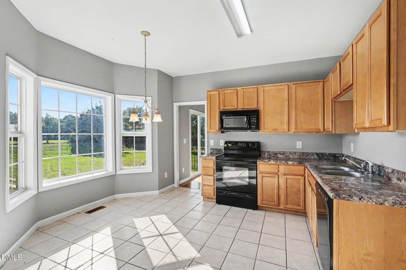 7304 Singlepond Ln, Willow Springs, NC 27592
