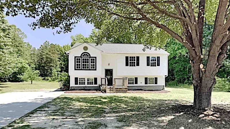 7306 Bowsprit Ct, Wendell, NC 27591