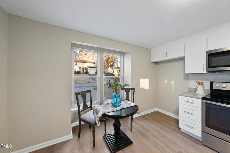 7306 Summerland Dr, Raleigh, NC 27612