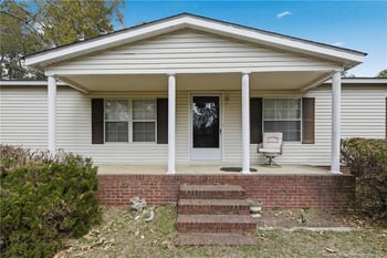 7307 Roslin Farm Rd, Hope Mills, NC 28348