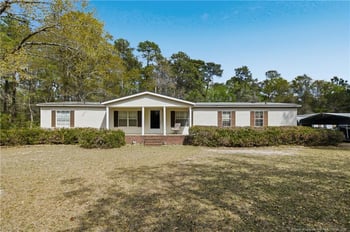 7307 Roslin Farm Rd, Hope Mills, NC 28348