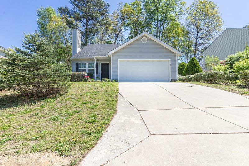 7308 Fox Bluff Ct, Raleigh, NC 27616