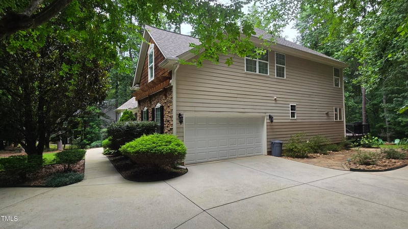 7308 River Glen Ct, Raleigh, NC 27614