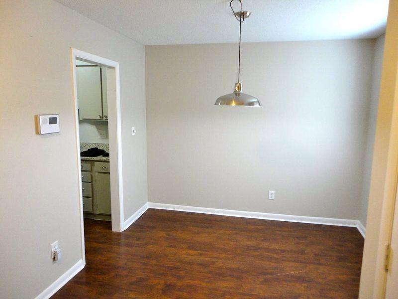 7308 Sandy Creek Dr, Raleigh, NC 27615