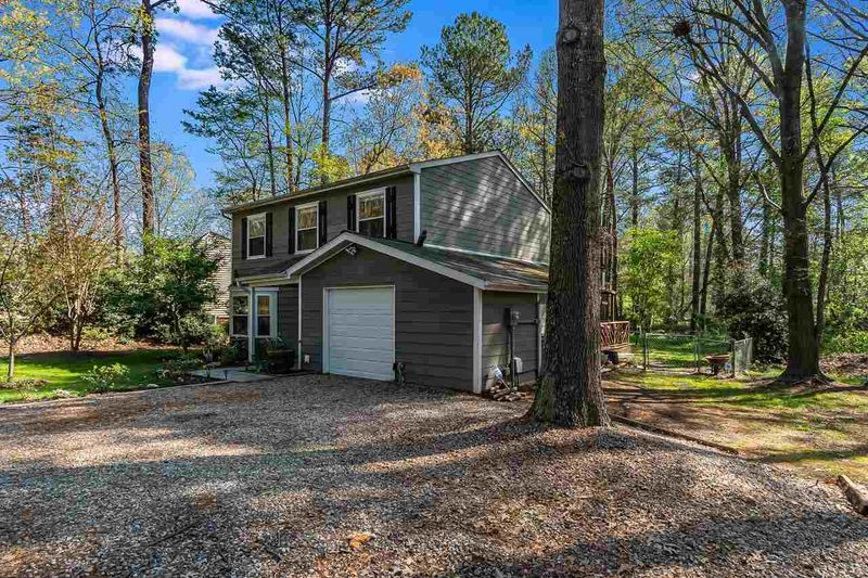 7309 Berkshire Downs Dr, Raleigh, NC 27616