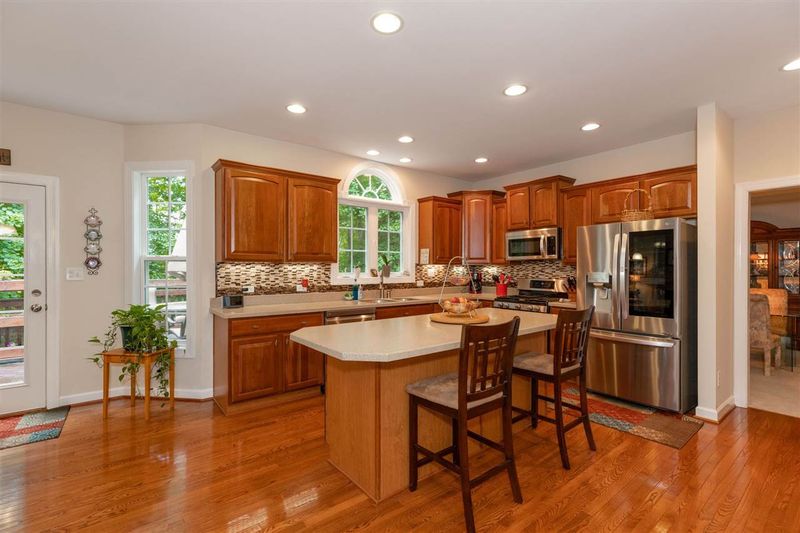 7309 River Glen Ct, Raleigh, NC 27614