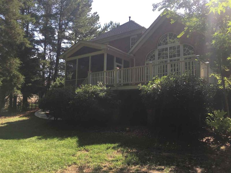 7309 Sparhawk Rd, Wake Forest, NC 27587