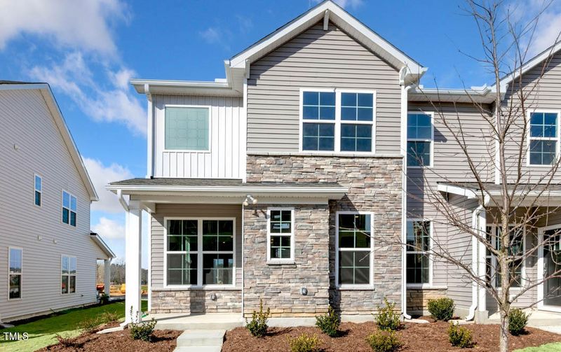 731 Andrade Dr, Fuquay Varina, NC 27526