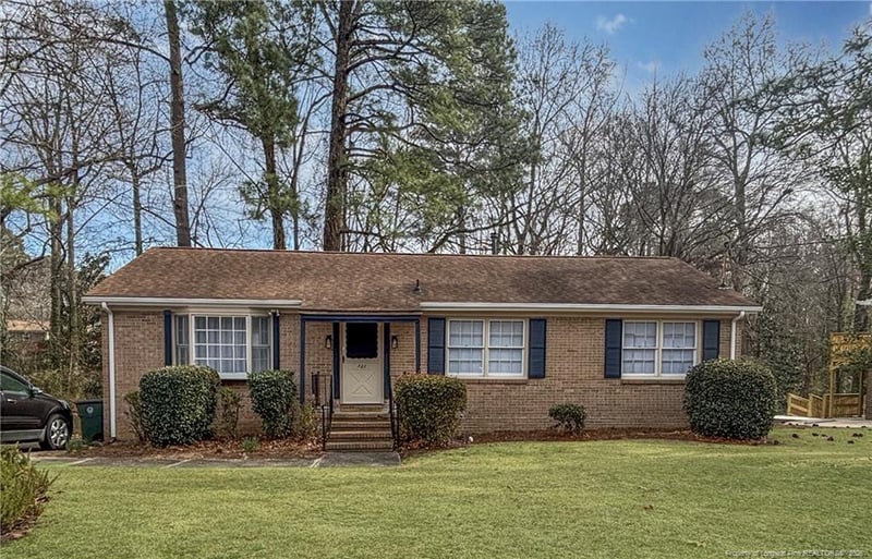 731 Ashbrook Rd, Fayetteville, NC 28314