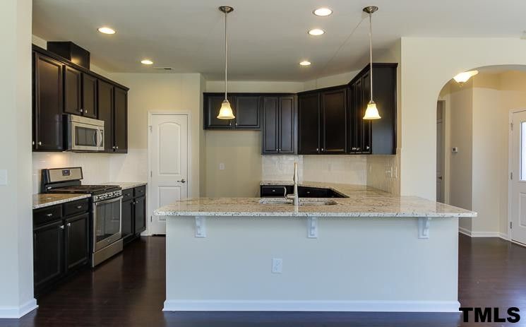 731 Davenbury Way #76, Cary, NC 27513
