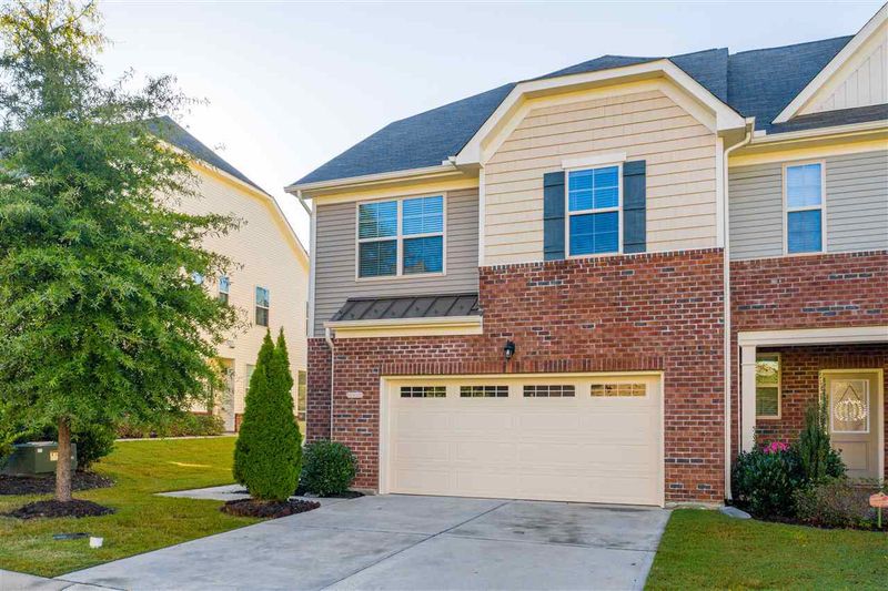 731 Davenbury Way, Cary, NC 27513