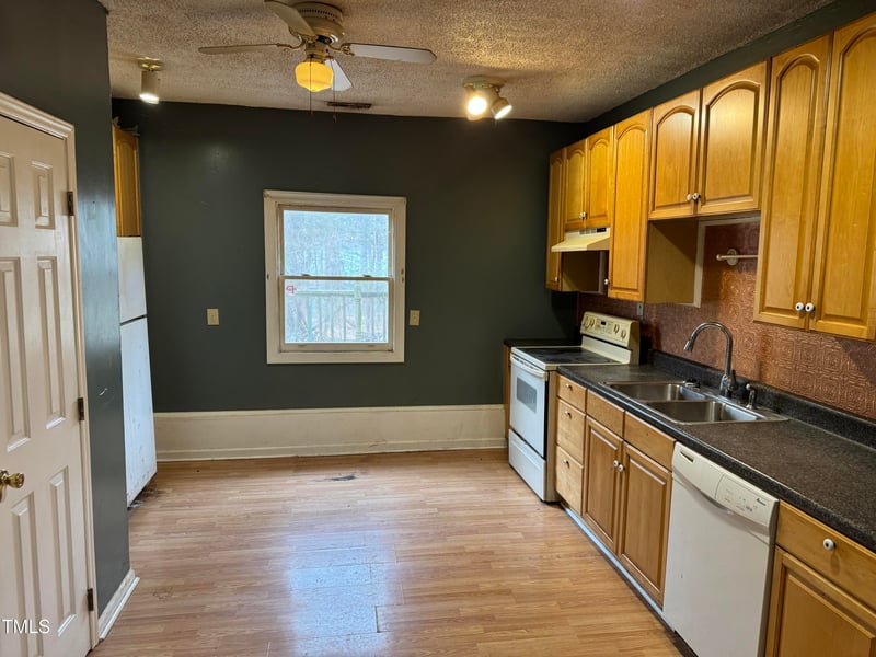 731 Latimer St, Hillsborough, NC 27278