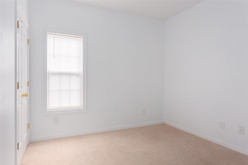 731 E Nelson St, Wake Forest, NC 27587