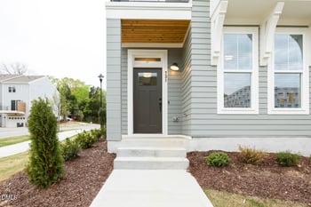 731 Peakland Pl, Raleigh, NC 27604