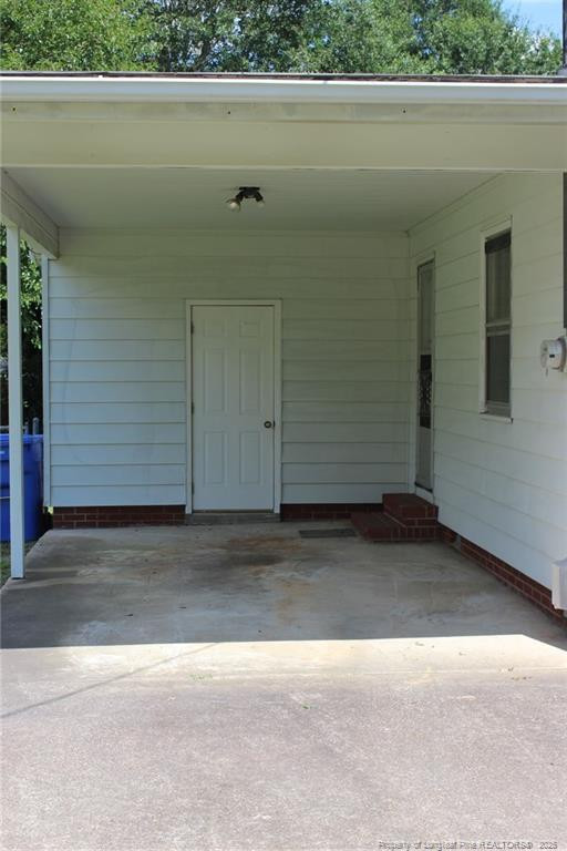 731 Rock Spring Rd, Fayetteville, NC 28314
