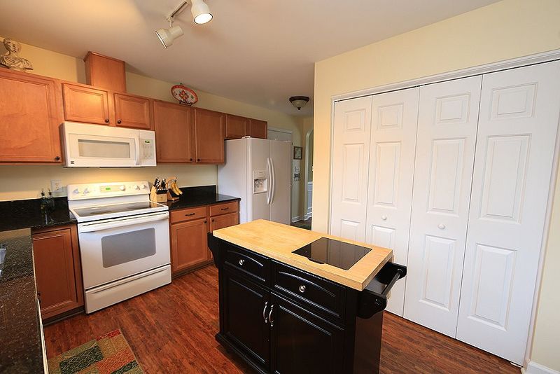 731 Rockville Rd, Wake Forest, NC 27587