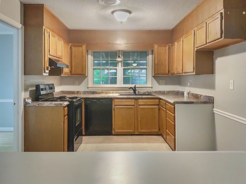 7312 Mine Valley Rd, Raleigh, NC 27615