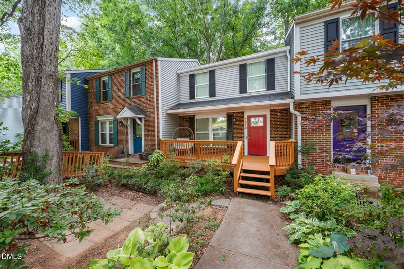 7312 Summerland Dr, Raleigh, NC 27612