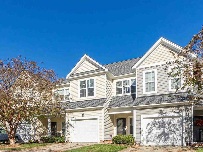 7312 Water Willow Dr, Raleigh, NC 27617