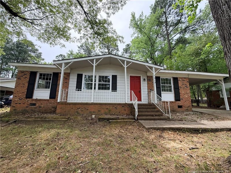 7313 Ryan St, Fayetteville, NC 28314