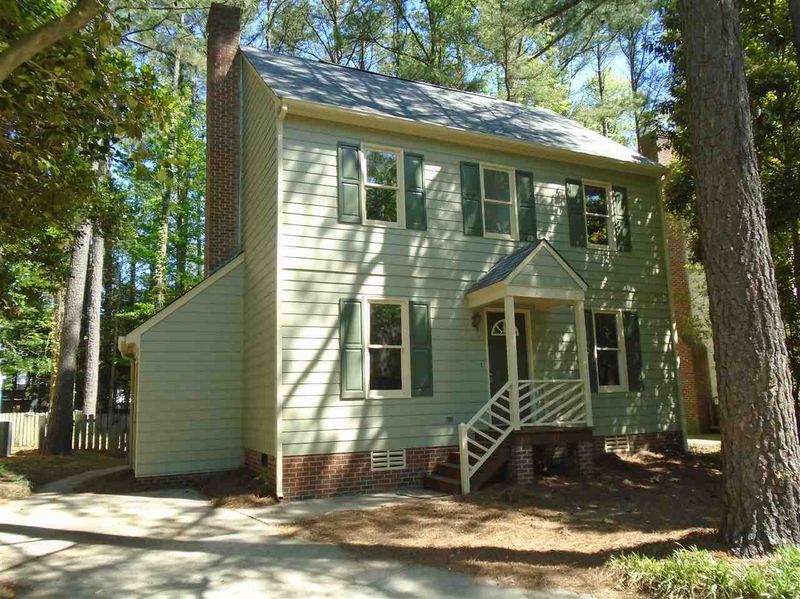 7313 Thorncliff Pl, Raleigh, NC 27616