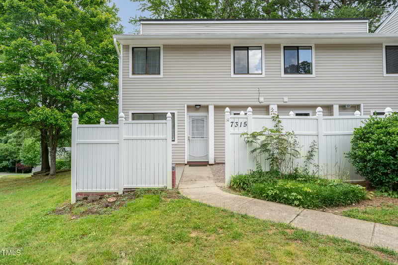 7315 Sandy Creek Dr #7, Raleigh, NC 27615