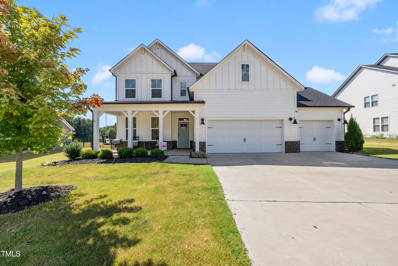 7316 Cabernet Franc Dr, Willow Springs, NC 27592