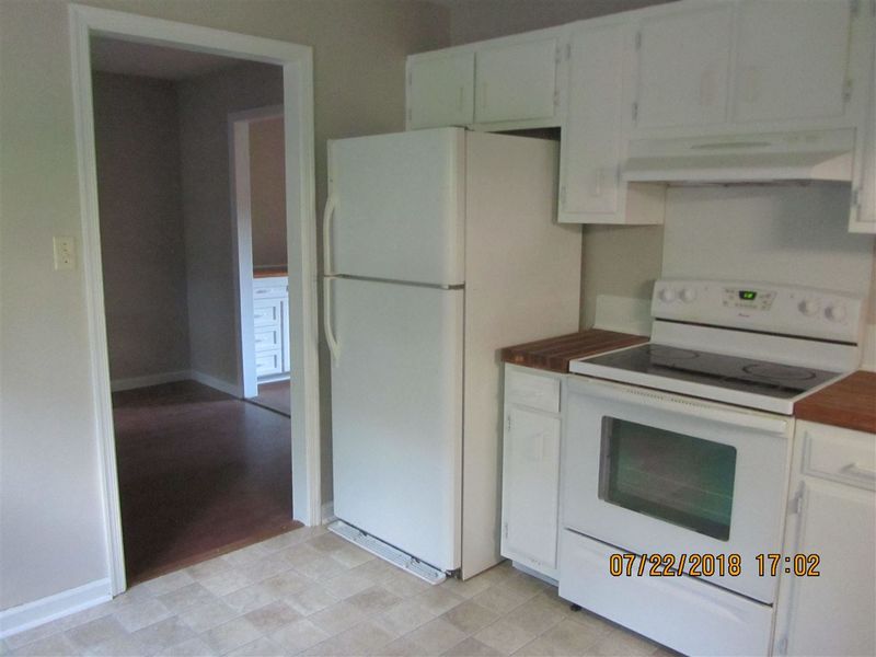 7316 Carlton Dr, Raleigh, NC 27616