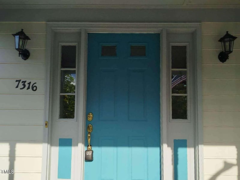 7316 Massachusetts Ct, Raleigh, NC 27615