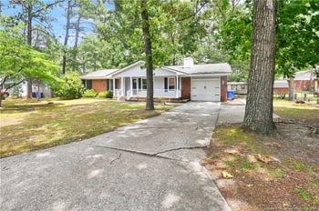7316 Reedy Creek Dr, Fayetteville, NC 28314
