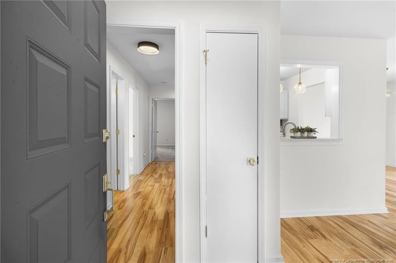 7317 Reedy Creek Dr, Fayetteville, NC 28314