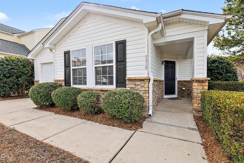 7319 Great Laurel Dr, Raleigh, NC 27616
