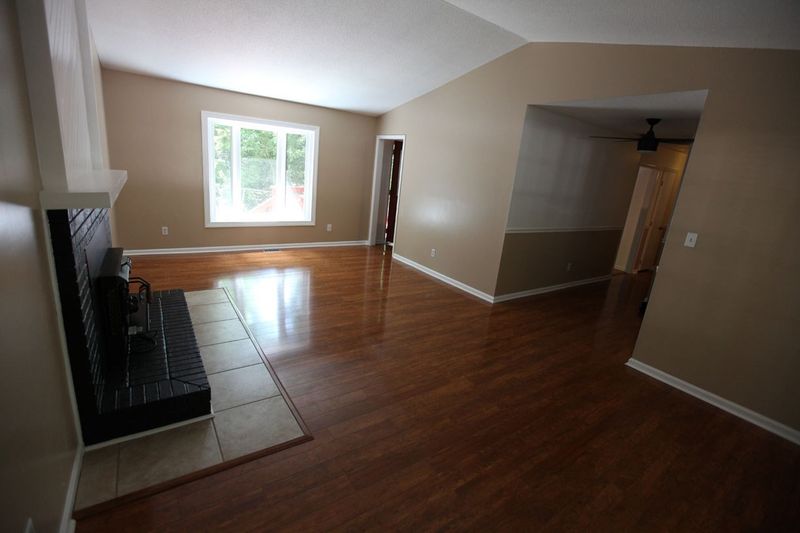 7319 Post Oak Rd, Raleigh, NC 27615