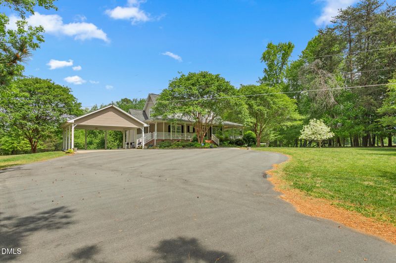 7319 Shoe Rd, Burlington, NC 27215