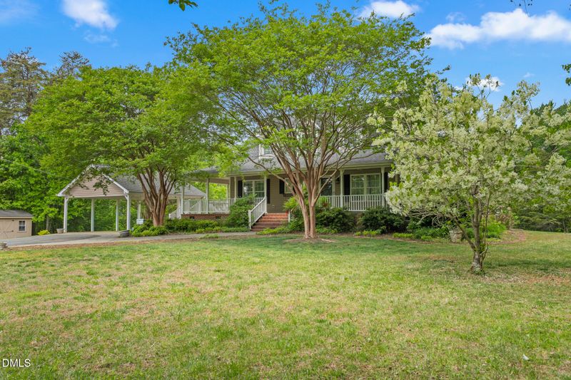 7319 Shoe Rd, Burlington, NC 27215