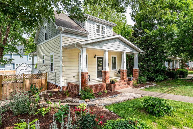 732 S Bloodworth St, Raleigh, NC 27601