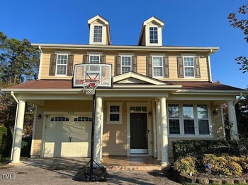732 Champlain Ct, Cary, NC 27519