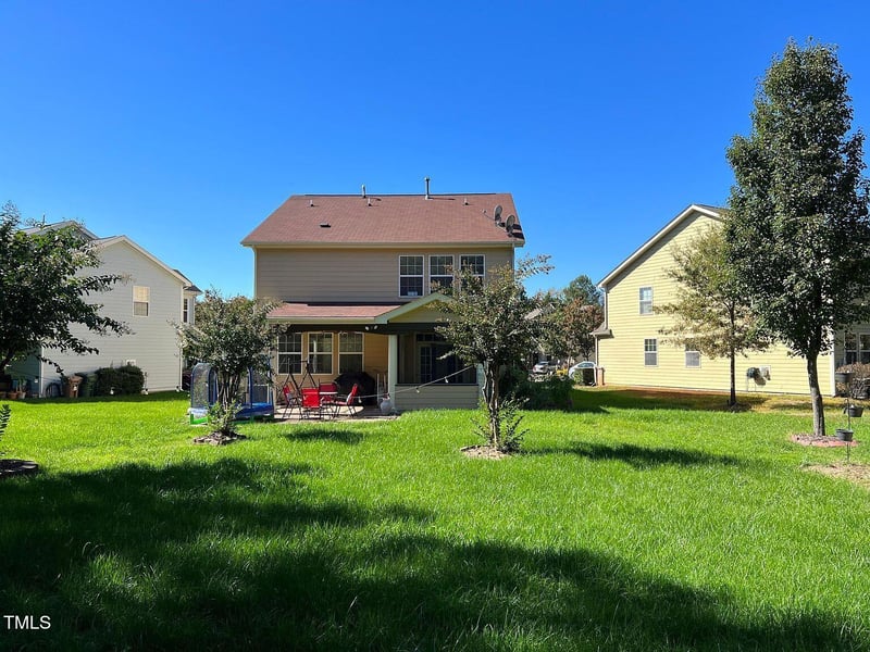 732 Champlain Ct, Cary, NC 27519