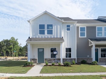 732 Chandler Stone Dr, Zebulon, NC 27597