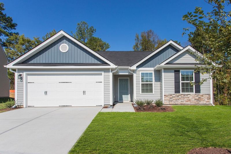 732 Crackling Ct, Zebulon, NC 27597