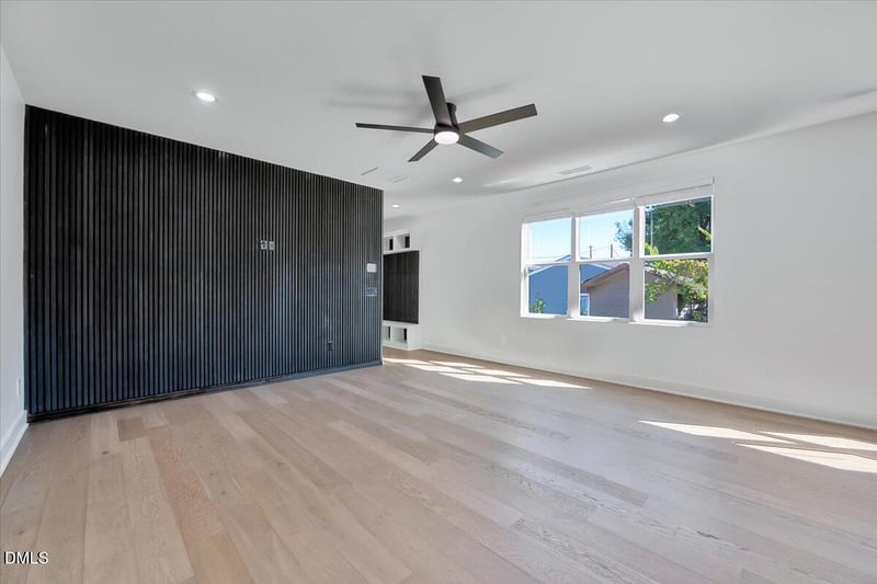 732 Hopkins St, Durham, NC 27701