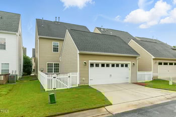 732 Keystone Park Dr, Morrisville, NC 27560
