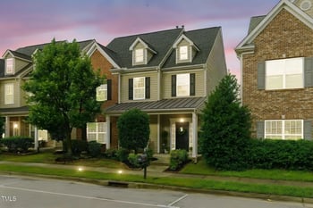 732 Keystone Park Dr, Morrisville, NC 27560