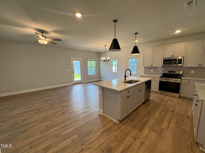 732 Lightrail Dr, Knightdale, NC 27545