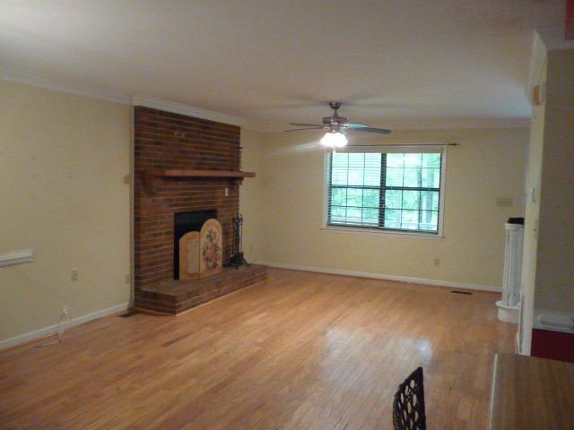 732 Phelps Rd, Hillsborough, NC 27278