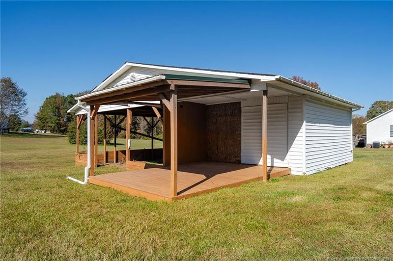 732 N Pleasant Coats Rd, Benson, NC 27504