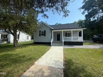 732 Rockspring St, Henderson, NC 27536