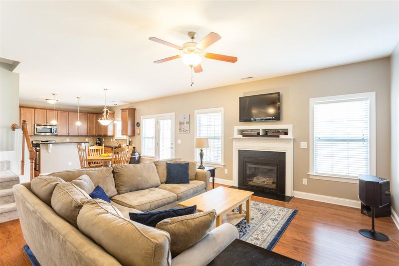 732 Silk Tree Tc, Fuquay Varina, NC 27526